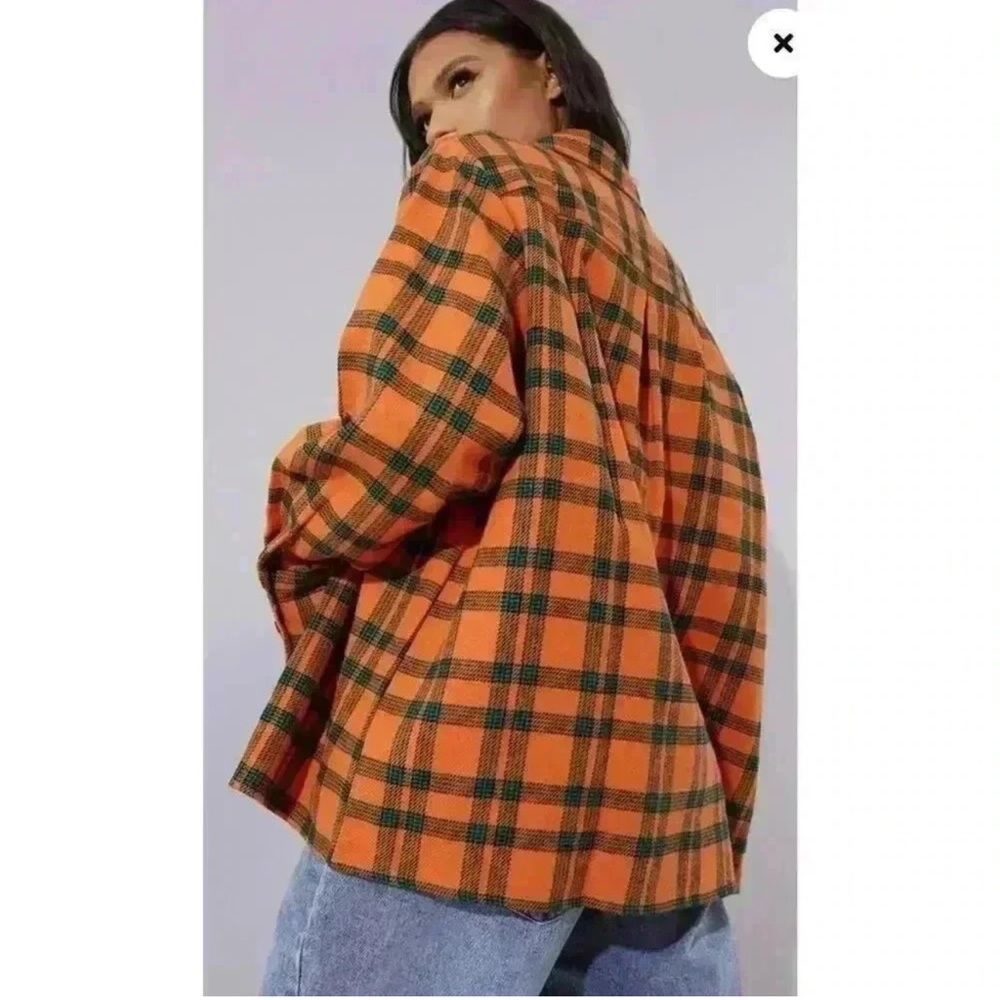 SHEIN Curve Plaid Shirt